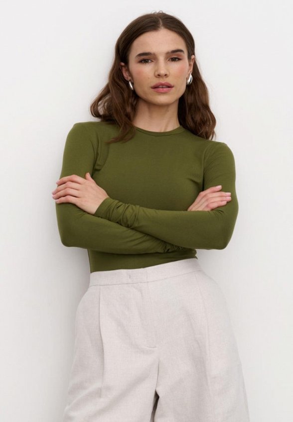 Лонгслив Moontrees