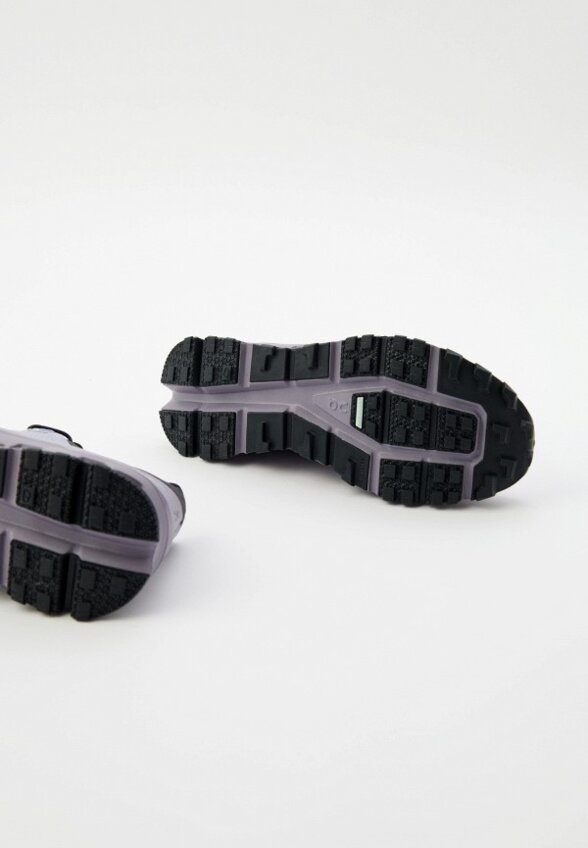 Кроссовки On