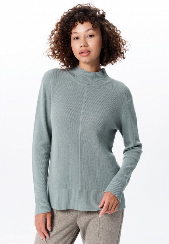 Свитер Ареола