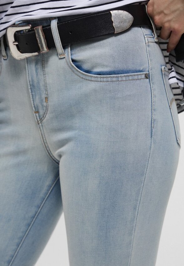 Джинсы Levi's®