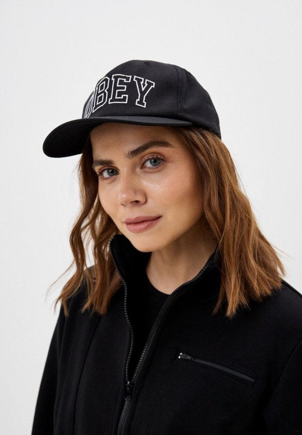 Бейсболка Obey