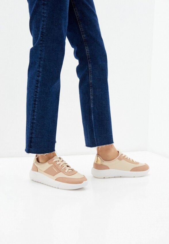 Кроссовки Moleca