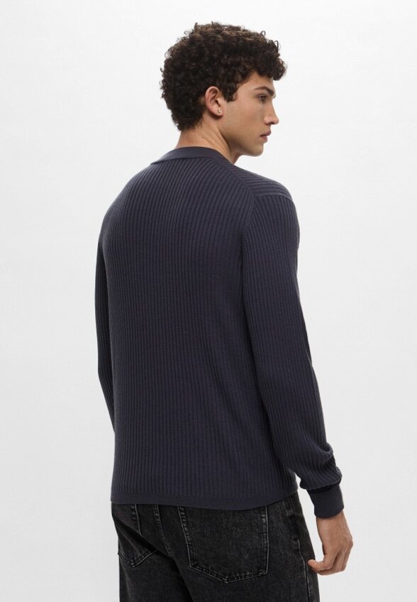 Джемпер Trussardi