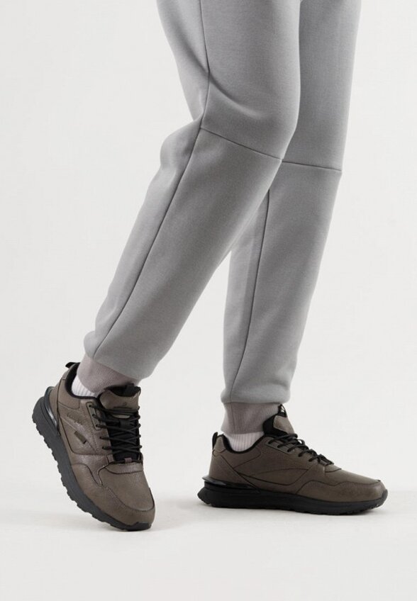 Кроссовки Baasploa