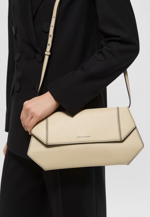 Сумка Trussardi