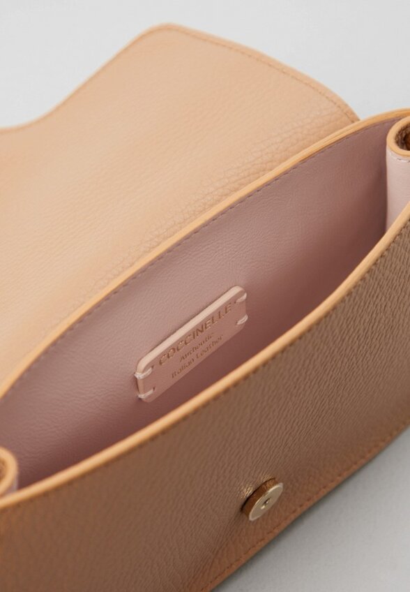 Сумка Coccinelle