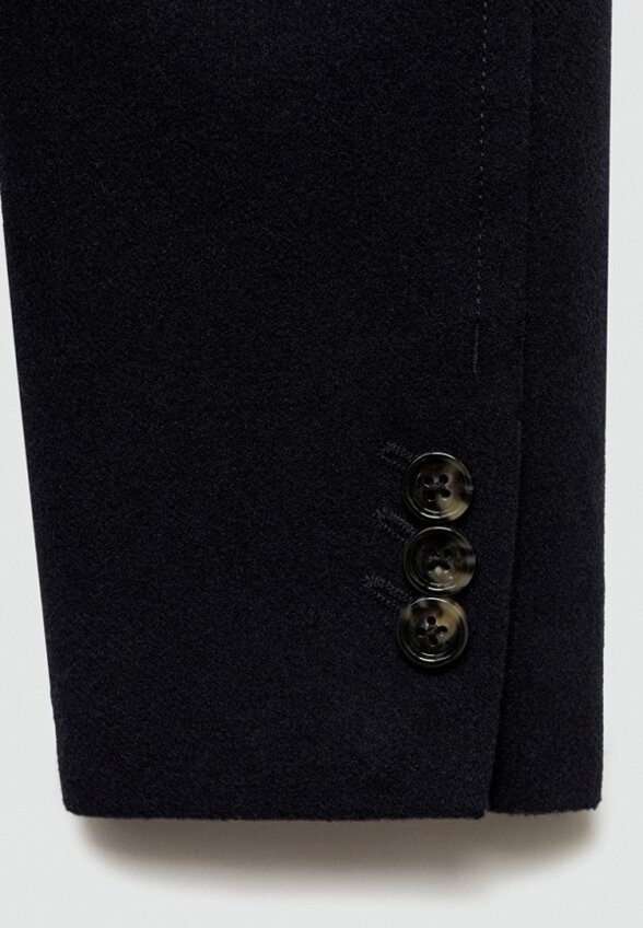 Пальто двубортное Mango