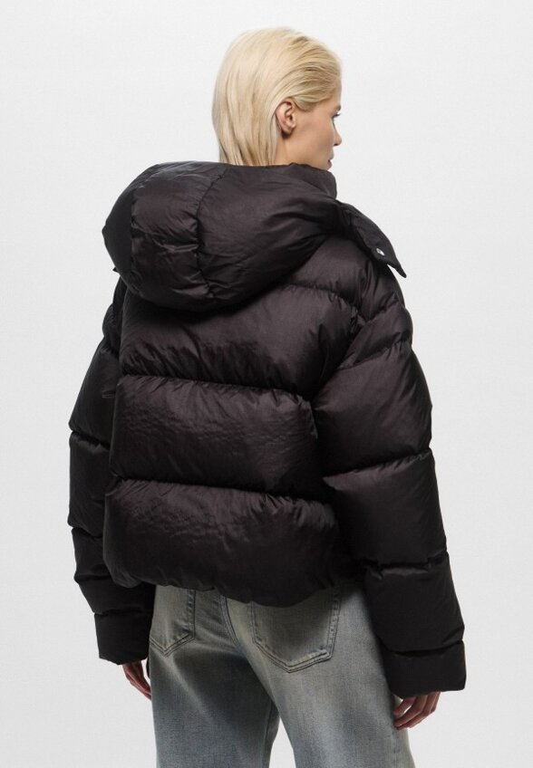 Пуховик Red September