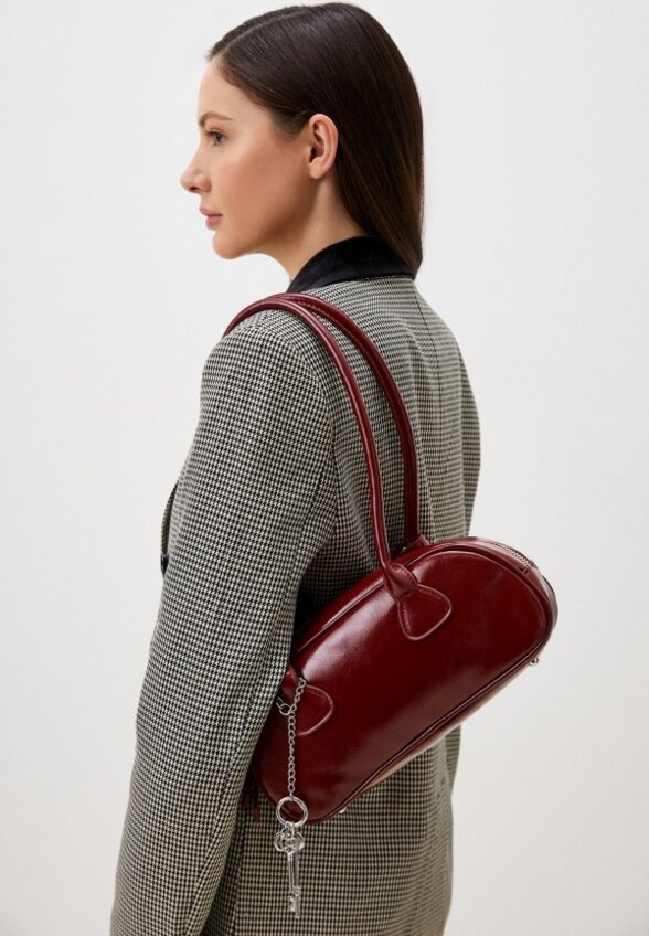 Сумка и брелок May Va