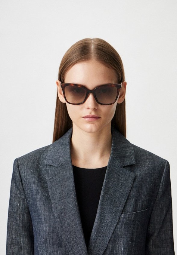 Очки солнцезащитные Karl Lagerfeld