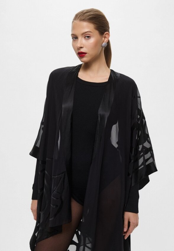 Накидка Blugirl