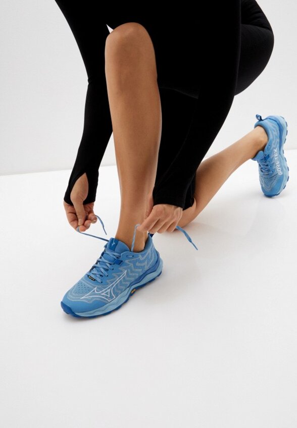 Кроссовки Mizuno