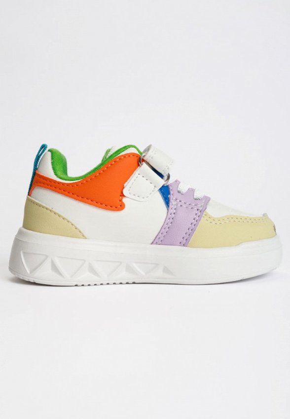 Кроссовки Tikkago