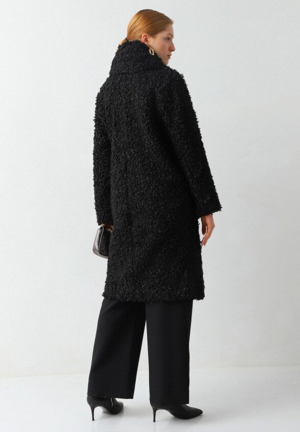 Пальто меховое Villosa