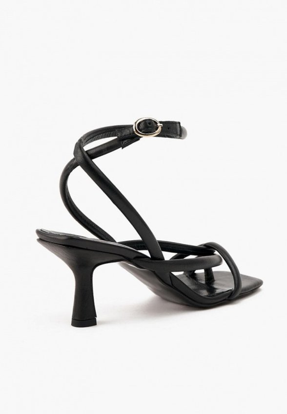 Босоножки Mysa