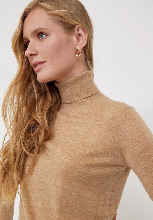 Водолазка Emka