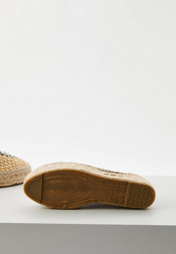 Эспадрильи Manebi