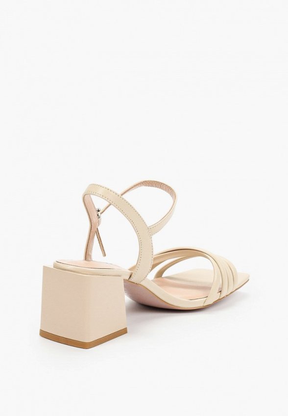 Босоножки Basconi