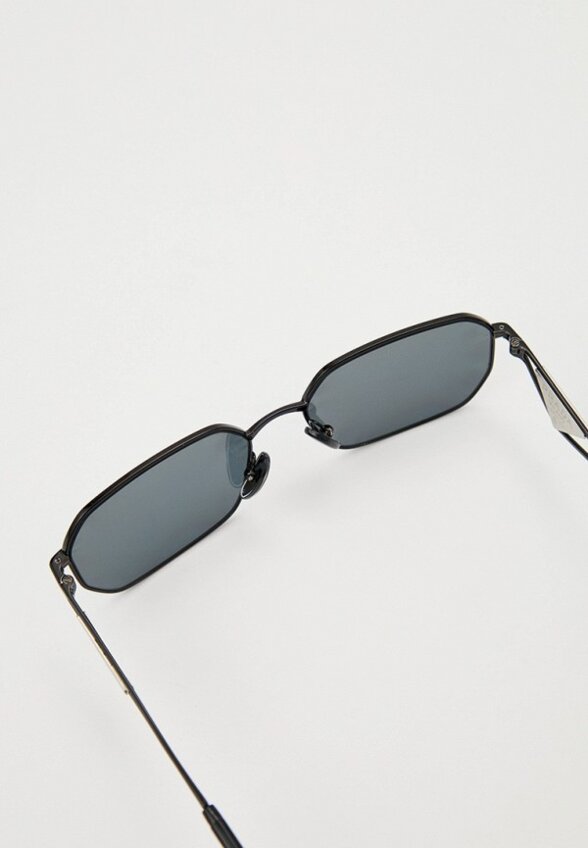 Очки солнцезащитные Prada