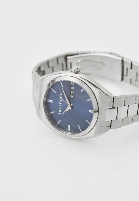 Часы Trussardi