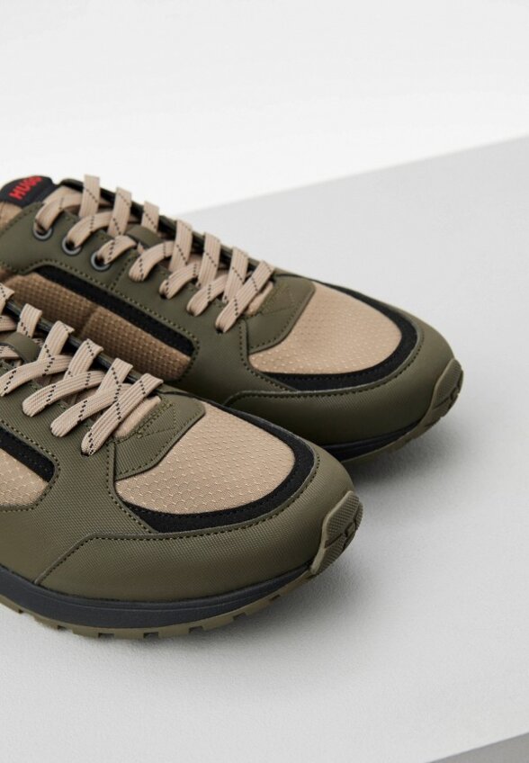 Кроссовки Hugo