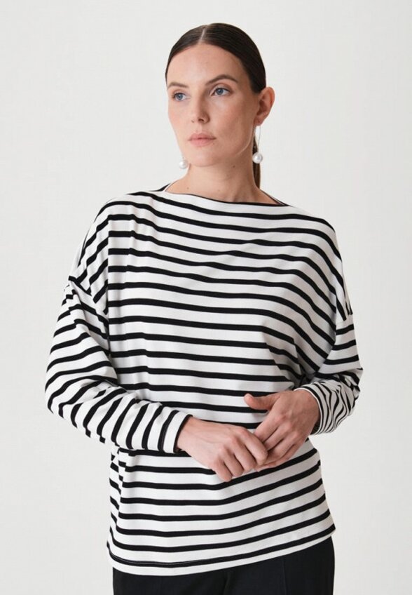 Лонгслив Antiga