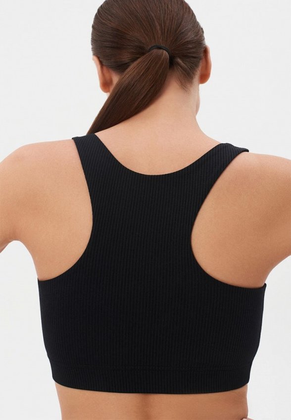 Топ спортивный Nikasport