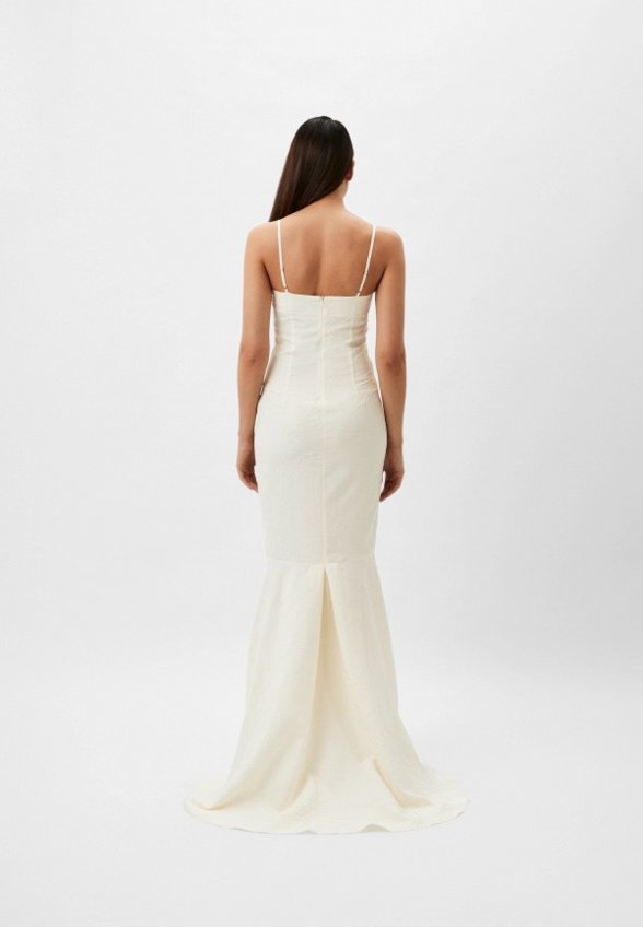 Платье Berhasm