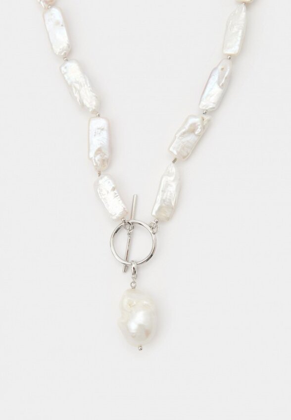 Колье Kostochka