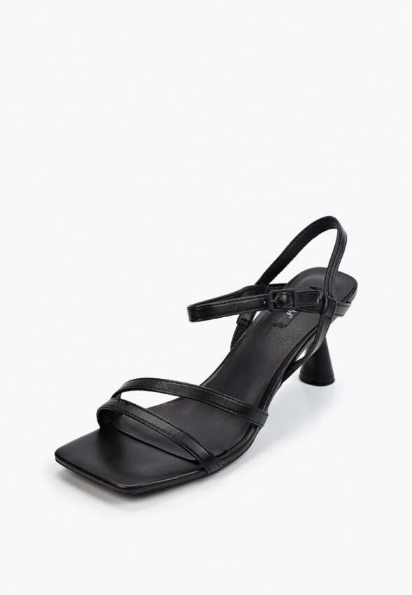 Босоножки Betsy