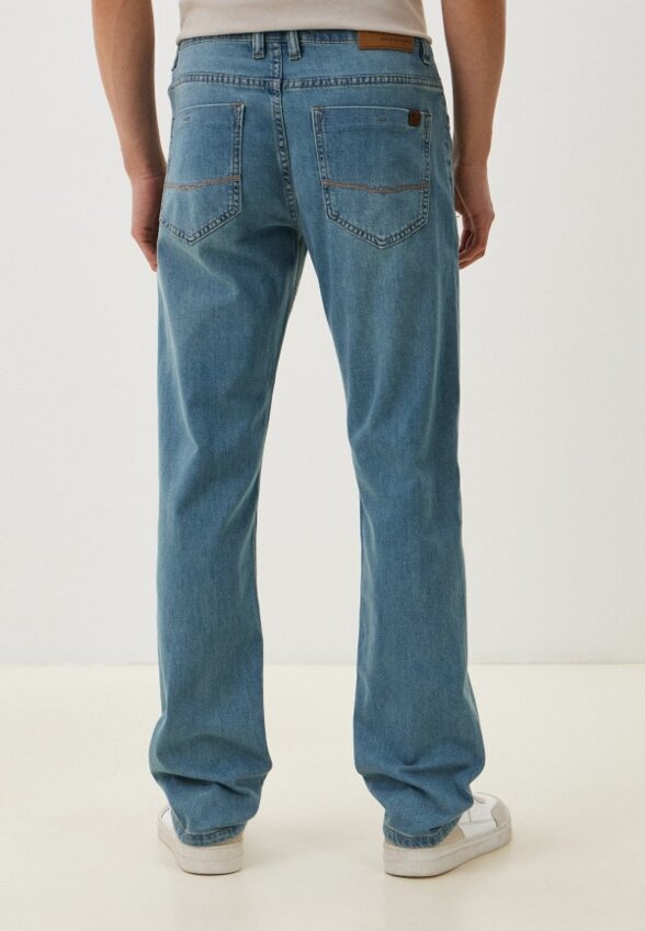 Джинсы Mossmore