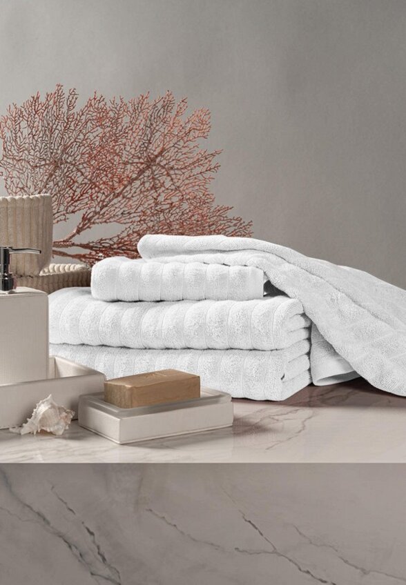 Комплект полотенец Estia