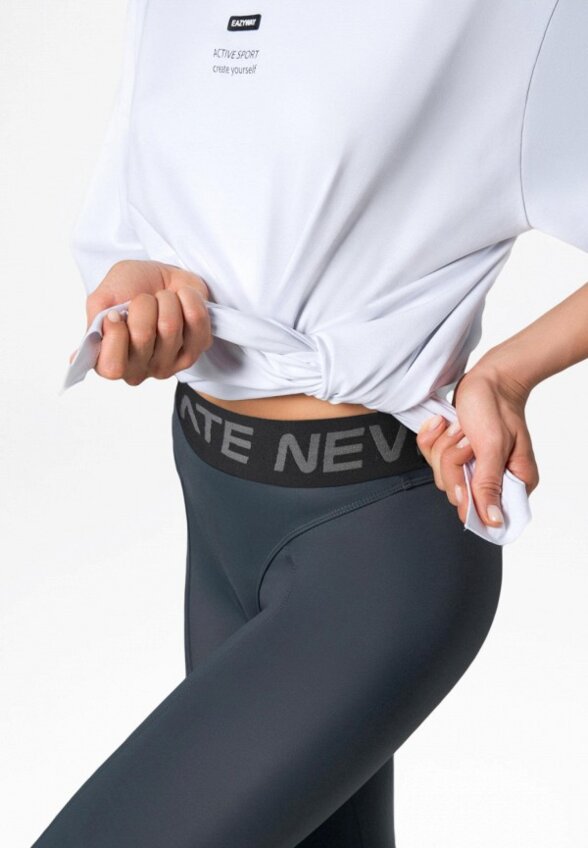 Футболка Neverlate