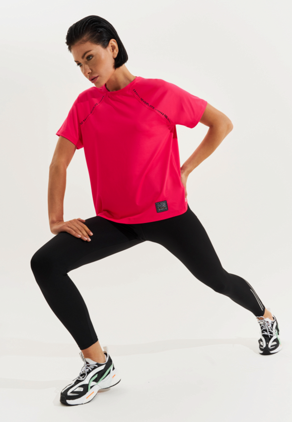 Футболка Neverlate