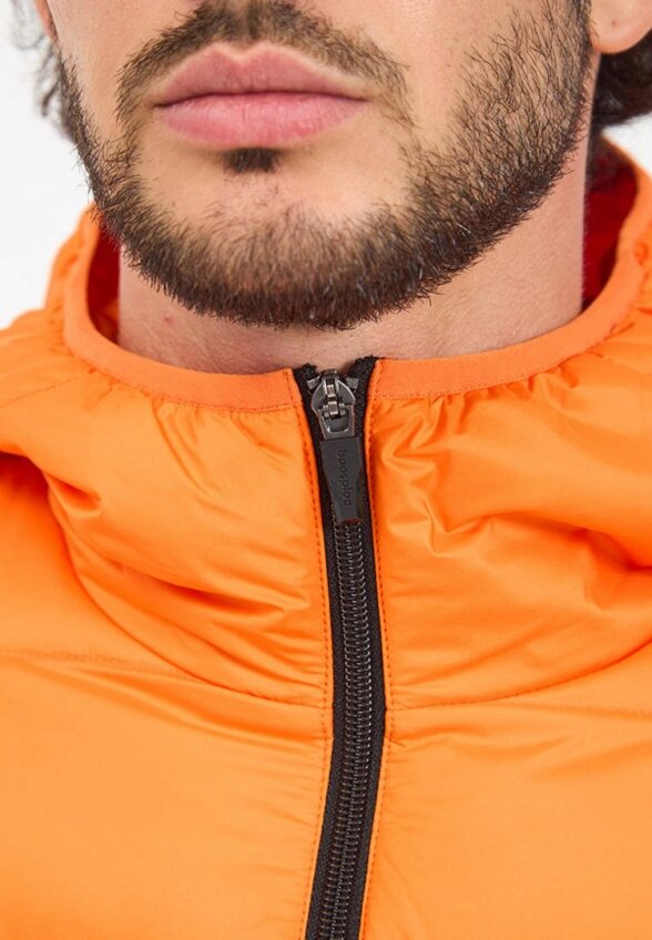 Куртка утепленная Baasploa