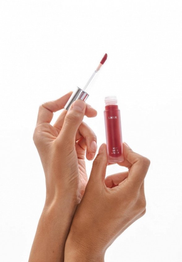 Помада жидкая Shik