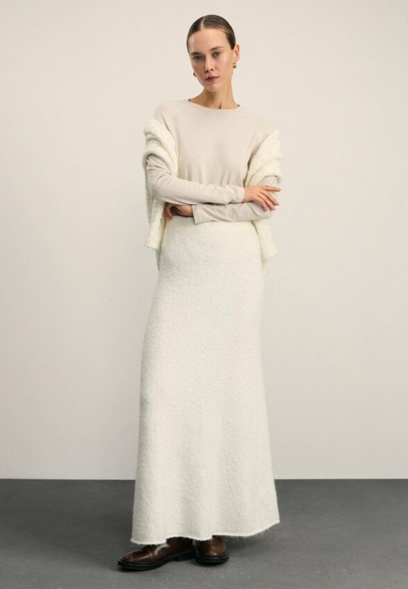 Лонгслив Zarina