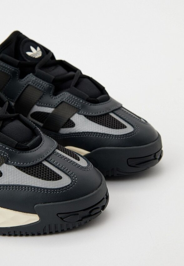 Кроссовки adidas Originals