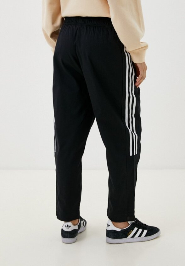 Брюки спортивные adidas