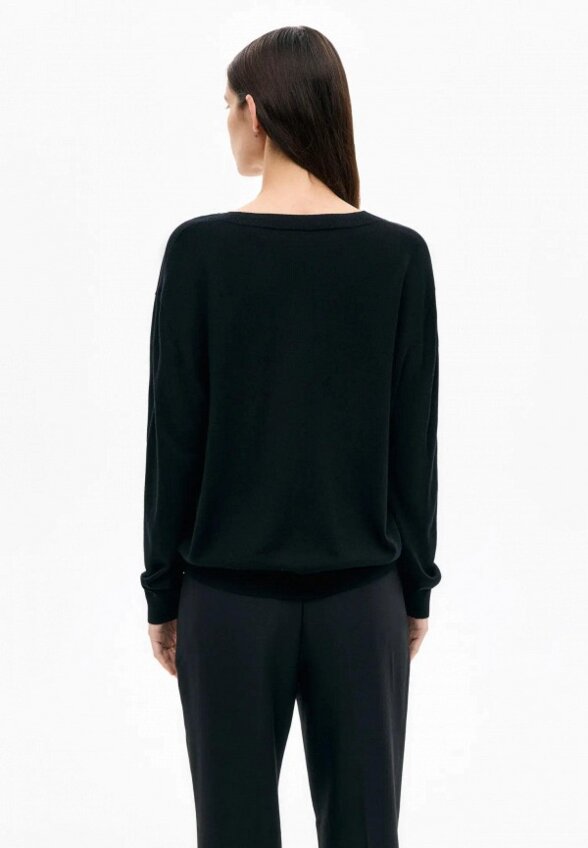 Пуловер Yollo