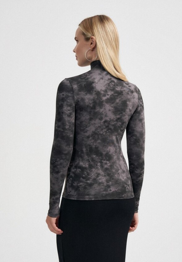 Водолазка Твое