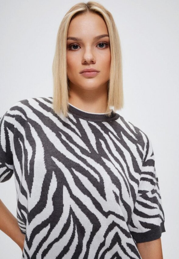 Джемпер SashaOstrov