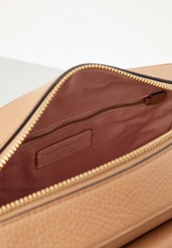 Сумка Coccinelle