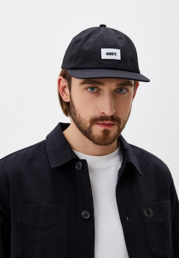 Бейсболка Obey