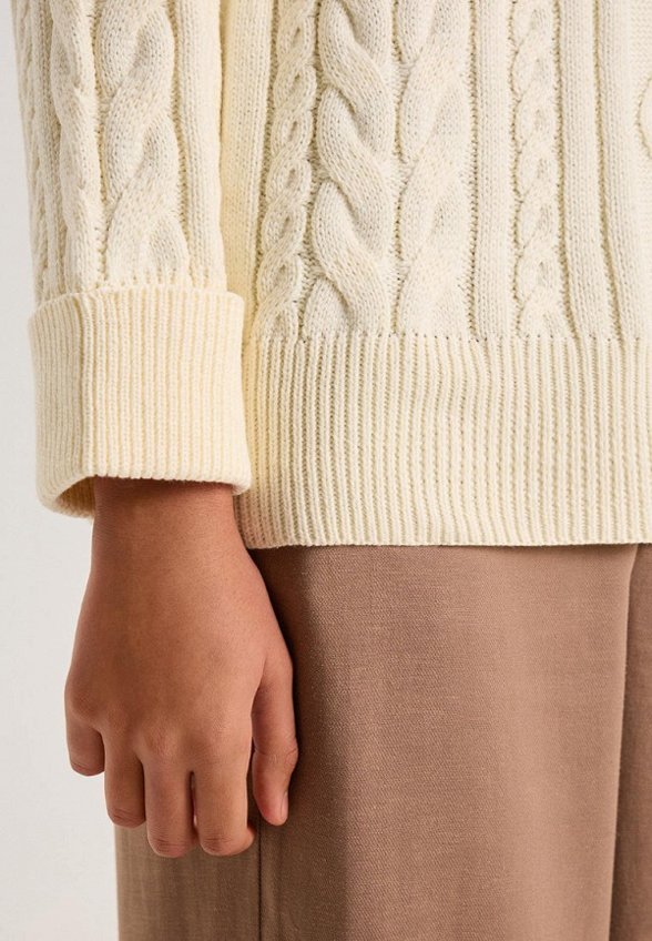 Джемпер To Be Blossom