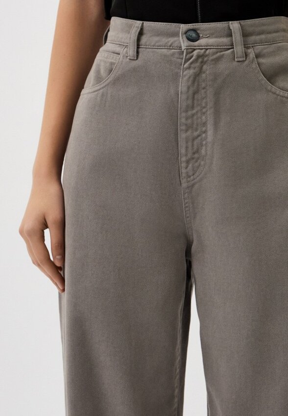 Джинсы Emporio Armani