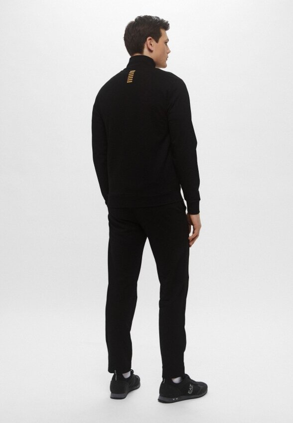 Костюм спортивный EA7