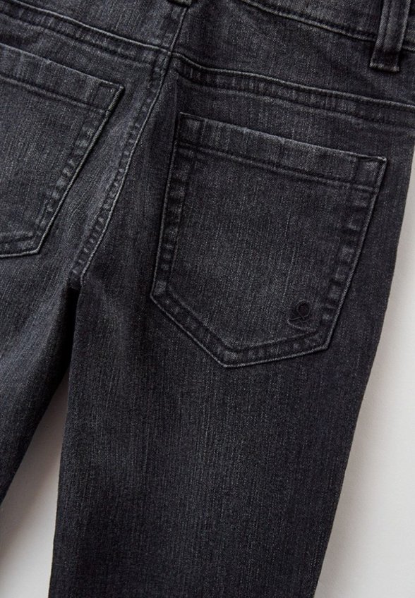 Джинсы United Colors of Benetton