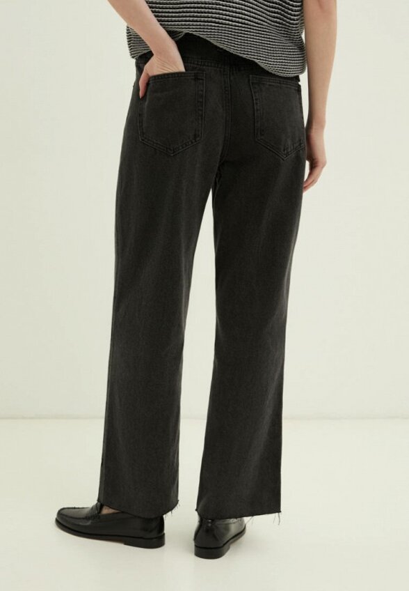 Джинсы Finn Flare