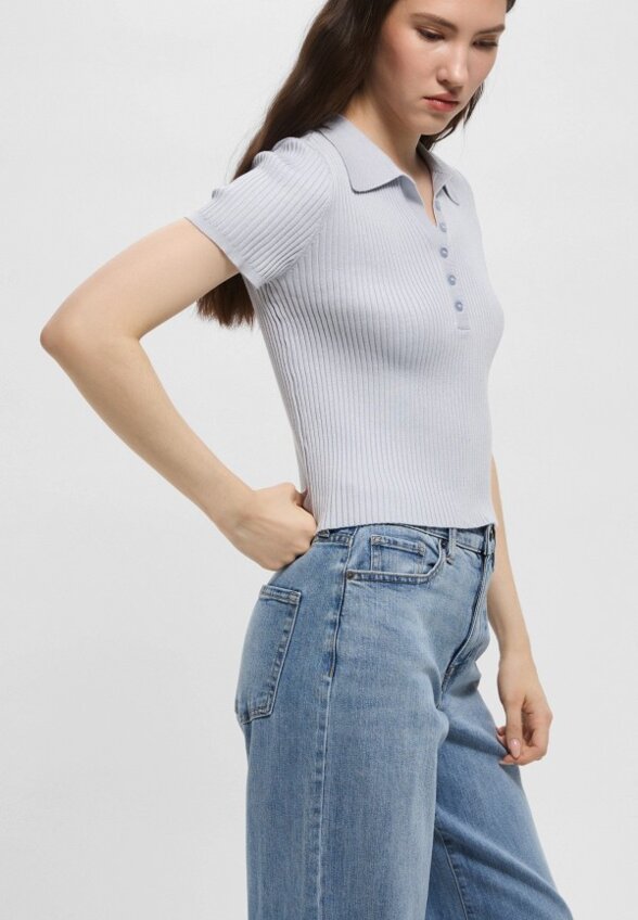 Джинсы DKNY